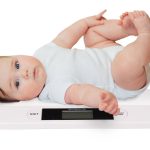 Digitális babamérleg – 20kg-ig – fehér (BB6870) 9